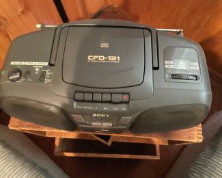 Sony CFD-121 CD Radio Cassette-Corder
