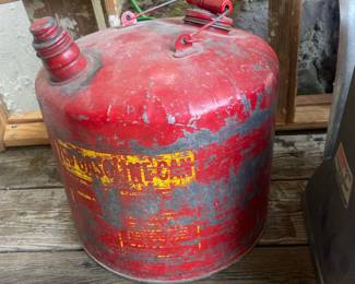 Vintage Eagle Manufacturing 5 Gallon Safety Gas Can