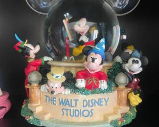 Vintage Walt Disney Studios Mickey Mouse Through the Years Musical Snow Globe