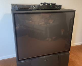 Toshiba TheaterView Projection Television
