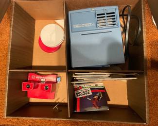 Vintage View-Master Viewer and Entertainer Projector