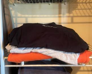 Vintage Sweatshirts and Hoodies