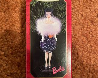 1999 Hallmark Keepsake Ornament Gay Parisienne Barbie
