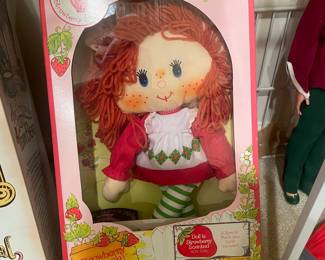 Vintage 1980 Kenner Strawberry Shortcake Rag Doll