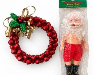 14 VintageDarioSantaDollJingleBellWreath