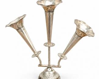 85 VintageEPNSSilverPlated3TrumpetVaseStand