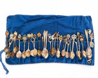 106 VintageSouvenirCollectorSpoonsAssortedLot
