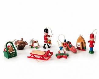 77 VintageMiniWoodenChristmasOrnamentCollection1980s90s
