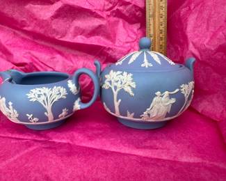 Wedgwood Style Creamer & Sugar Set