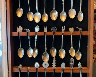 Kensington Treasure Trove, photo 4 of 4