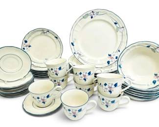Epoch Apple Blossom Dish Set