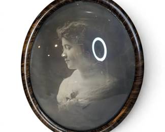 Victorian Oval Convex Bubble Glass Portrait Of Lady w Wood Frame