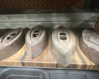 Antique Ravenna Cast Iron Sad Irons