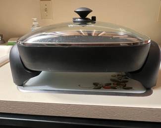 White-Westinghouse Electric Skillet and Griddle Set