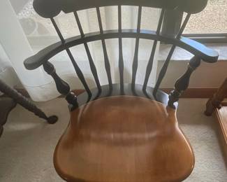 Nichols & Stone Windsor Captain's Chair
