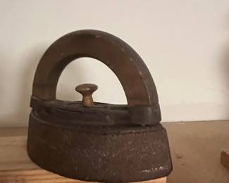 Antique Cast Iron Sad Iron