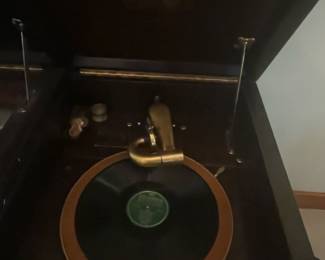 Victor Victrola 405 Console Phonograph