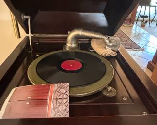 Victrola Floor Model Phonograph