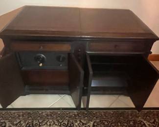 Victor Victrola 405 Console Phonograph