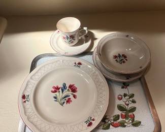 Tienshan Country Fleur Dinnerware