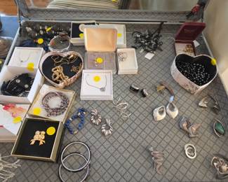 Manalapan Estate Sale~ Clothing, Shoes, Bags, Jewelry, Furniture, Collectibles and MORE, photo 3 of 40
