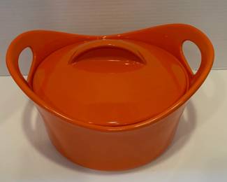 Rachael Ray Orange 2.5 Quart Stoneware Casserole Dish with Lid - Like New Condition