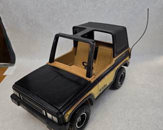 Vintage Tonka MR-970 4X4 Pressed Steel Toy Truck
