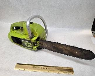 Poulan Micro XXV Gas Chainsaw
