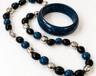 Vintage Crackle Wood Bead Necklace & Bangle - Potterville