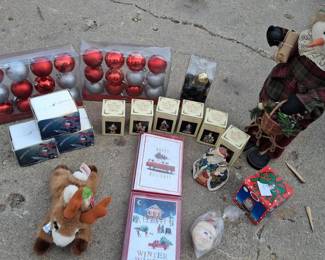 Small Collection of Various Misc. Christmas Decorations