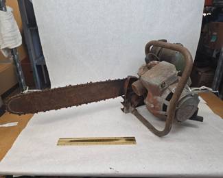 Vintage Sears and Roebuck (David Bradley) U4G Gear Drive Chainsaw