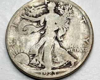 1923 S - Walking Liberty - Silver Half Dollar