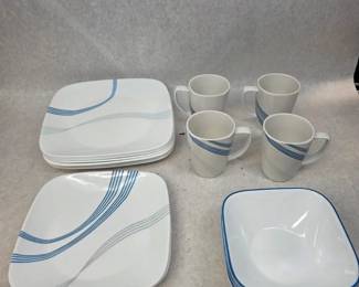 Collection of Vintage Corelle Ocean Arc Pattern Tableware