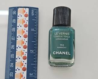 Chanel Le Vernis Longwear Nail Color 755 Harmony - Estate Sales Warehouse (GR)