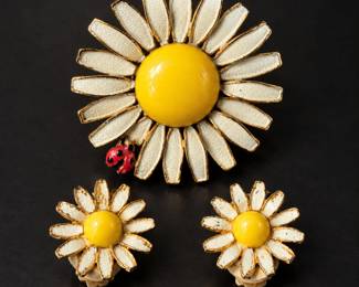 Vintage Weiss Enamel Daisy Brooch & Earrings Demi Parure - Potterville