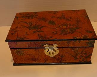 Vintage Wooden Lacquer Asian Jewelry Box - Floral Brass Clasp & Velvet Inside