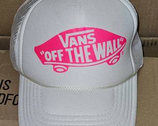 Vans Off the Wall Trucker Hat - Estate Sales Warehouse (GR)