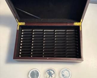 Wooden Box with 5 Assorted Silver Rounds