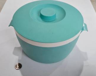 Bolero Therm-O-Ware Bucket - Estate Sales Warehouse (GR)