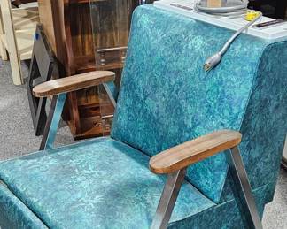 Vintage Fionae Hair Dryer Chair - Estate Sales Warehouse (GR)