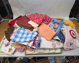 Huge Collection of Vintage Towels, Placemats, and Linens