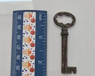 Skeleton Key #5 - Estate Sales Warehouse (GR)