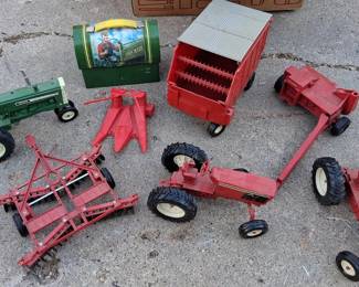 Small Collection of Vintage Metal John Deere Tractor Toys