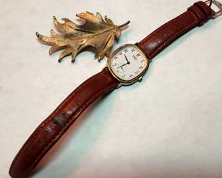 Seiko Vintage Gold-Tone Quartz Dress Watch & Signed BSK Oak Leaf Brooch 2-Piece Lot