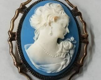 Vintage Victorian Revival Blue Cameo Brooch Pendant