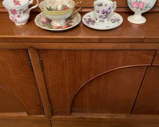 Assorted tea cups and saucers