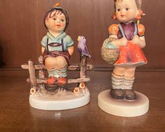 Hummel figurines :Wayside Harmony and Sister