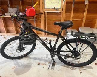 Specialized Hard rock Sport Bicycle With Giro Helmet Small