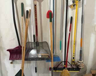 Tools, Shovels, Rakes & More Lot