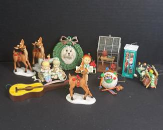 118 assortedchristmasfigurineandornament